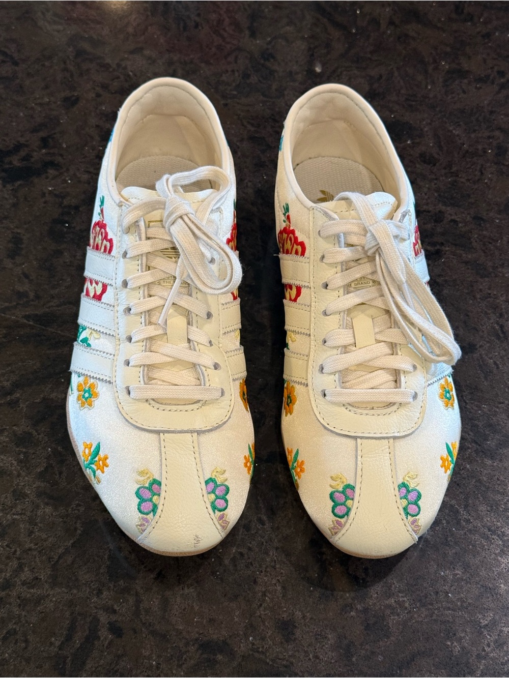 Adidas Tokyo Floral Embroidery Pack - Cream White sneakers - Picture 3 of 14